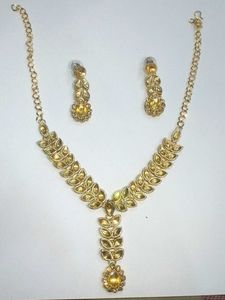 Elegant Gold Tone Necklace Set