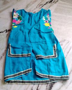 Max Embroidered Short Kurti
