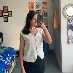 Vintage-Inspired Button-Down Vest