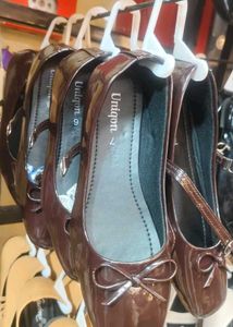 Elegant Brown Slingback Flats