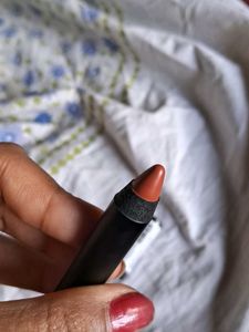 Staze Lip Crayon