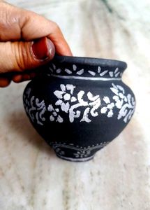 Design Clay Pots