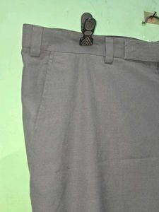 Men&#39;s Grey Trousers