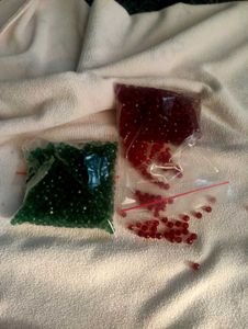 Green And Marron Colour Beads