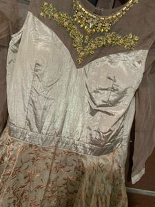Wedding Gown With Freebie