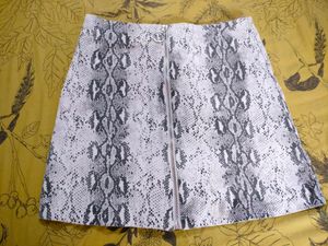 Women's Snake Skin Printed Skirt From Renuar