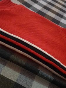 Boys&#39; Red Knit Sweater