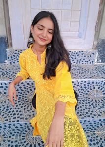 Yellow Lace Detail Kurti 🪷🕊🍃