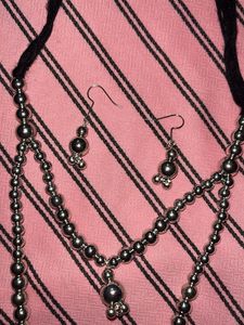 Necklace &amp; Earring Set