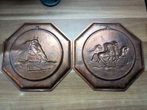 Horse Decor Plates (Set of 2)