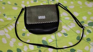 Black Sling/Handbag with FREEGIFT