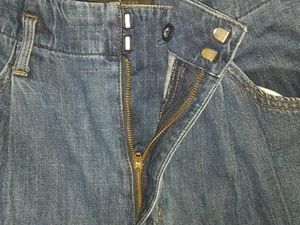 Women's Straight Fit High-Rise Jeans