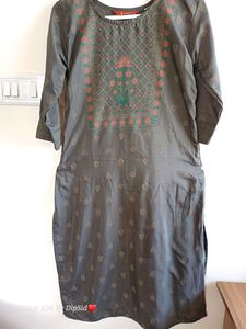 Women Printed Kurta (S-size)