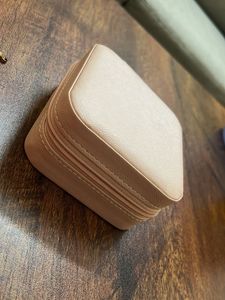 Dainty jewellery + Organiser