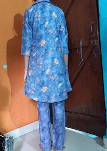 One Set Of Pant T-shirt Coat