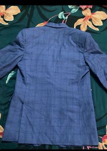 Blue Plaid Blazer - Stylish &amp; Modern for men and g