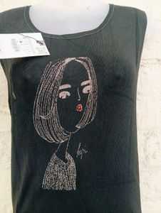 Graphic Print Tee