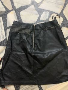 Black Faux Leather Mini Skirt✨