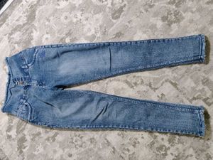 Stylish Denim Jeans with cute pink bow on it 🥳🎀