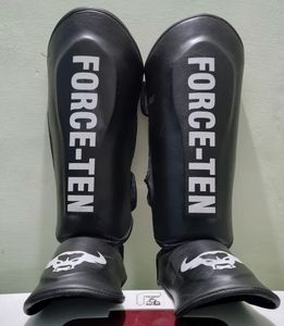 Force ten MMA/muay thai/kick boxing shin gaurd