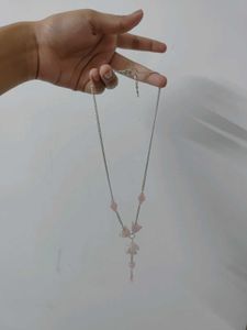 Bow Necklace