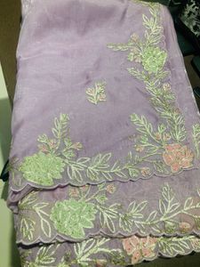 Designer Saari