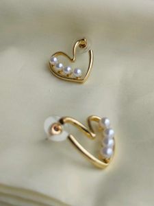 Pearl Heart Earring