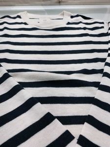 H&amp;M White sweater With Black Strips