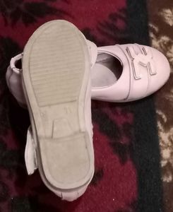 Cute Pink Girls Shoes – Kids Size 11 (19 cm)