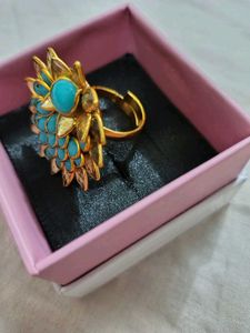 Flower Ring Heavy Look