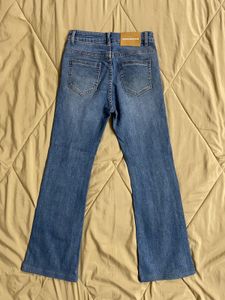 Blue Mid waist flare jeans 💙