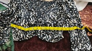 Retro-style Crop Top