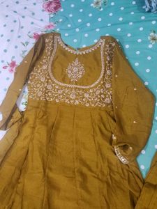 Elegant Kurta Set With Vichitra Fabric