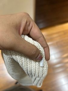 🎊EOSS🎊Levi's Cream Knit Sweater