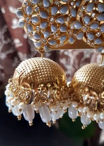 Earings