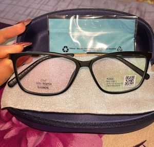 LENSKART SPECS