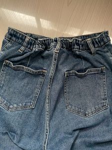 High-Waisted Straight Leg Jeans