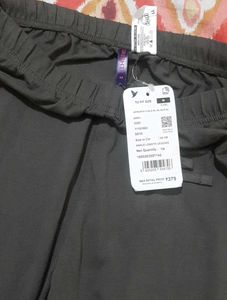 Unused 3 Leggine combo, size M