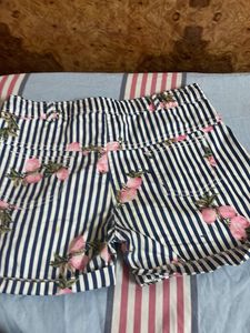 Set Of Two Shorts For Girls