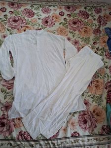 white kurtas