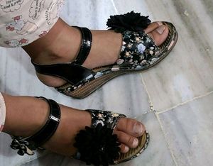 Stuning black sandal &amp; partywear white footwear