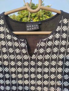 Naari Embroidered Black kurti