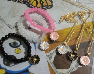 Dainty Daisy Bracelet &amp; Necklace Combo