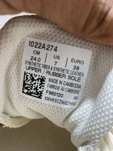 Women’s New Asics Shoes!