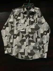 Geometric Print Button-Down Shirt