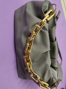 Chic Chain Handbag