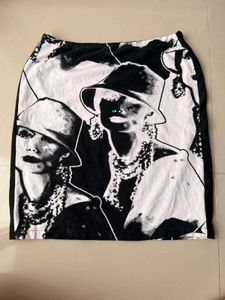 Printed Pencil Skirt