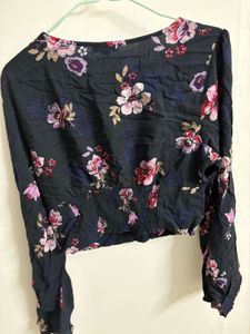 FLORAL PRINTED TOP