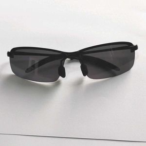 Sleek Black Sunglasses Unisex Comfortable