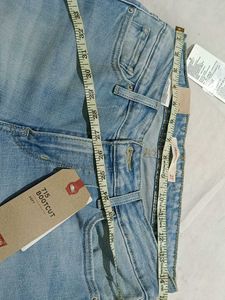 Levi&#39;s High Rise Bootcut Jeans